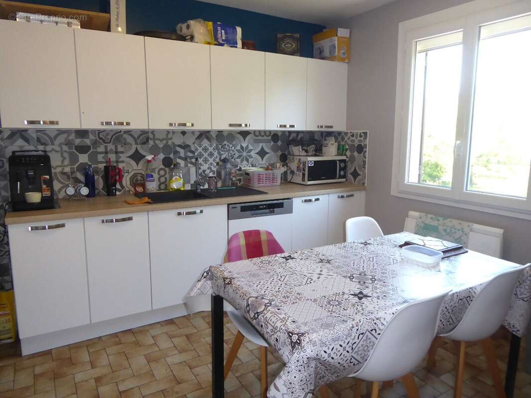 Maison à SICCIEU-SAINT-JULIEN-ET-CARISIEU