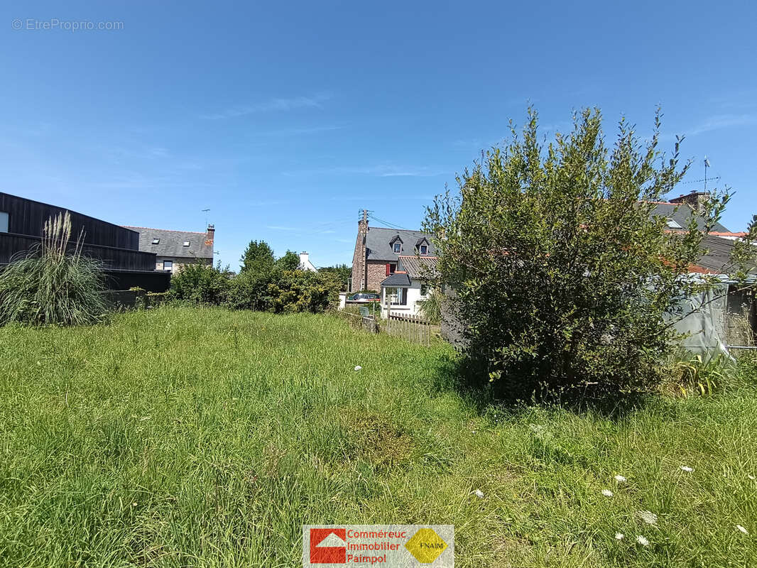 A vendre a paimpol, vieux bourg, maison a renover sur terrain 732 m2 - photo 4