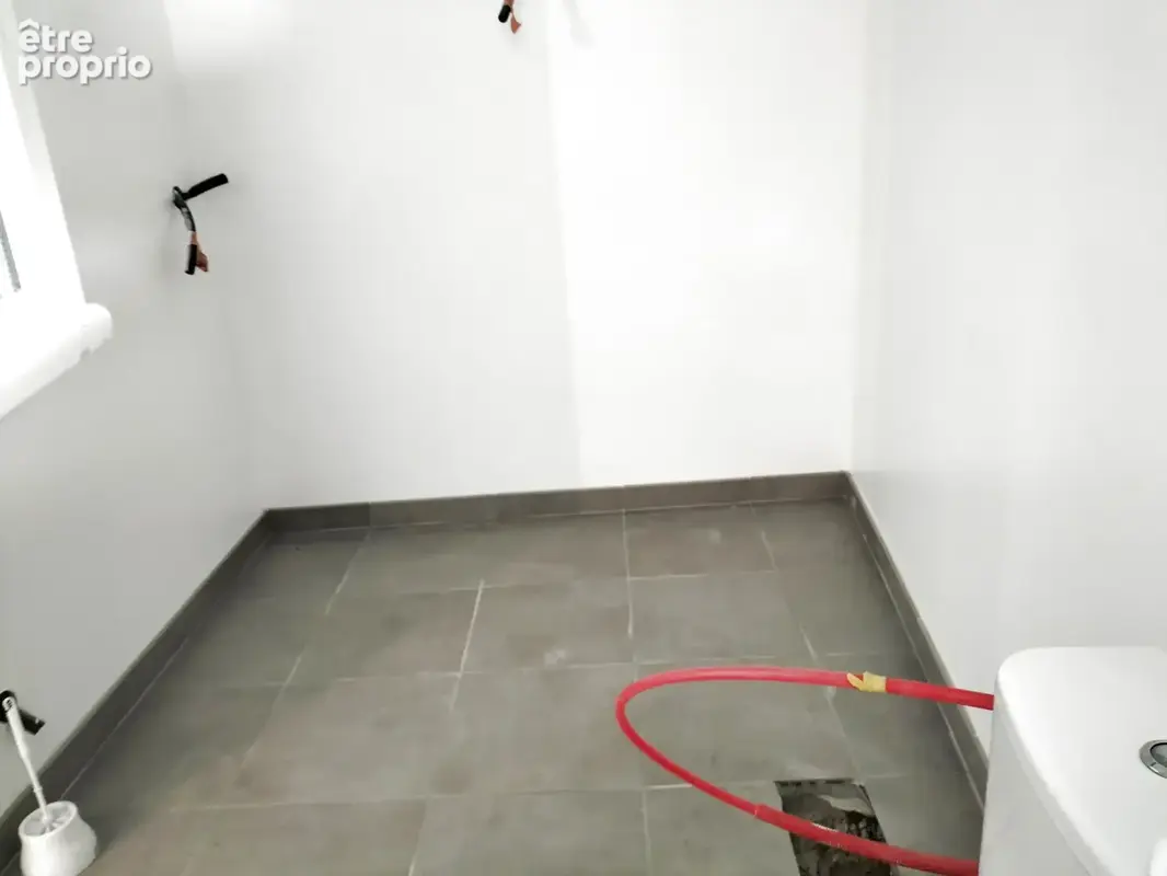 maison d'habitation spacieuse idéal pour petite famille , rénovation de qualité,  quartier calme - photo 29