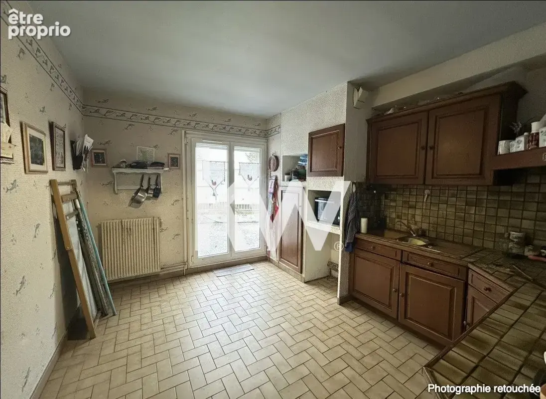 Appartement 125 m² à Saint-Etienne  - photo 4