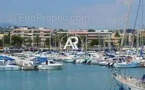 Restaurant institutionnel à vendre – Port de Saint-Laurent-du-Var - photo 2
