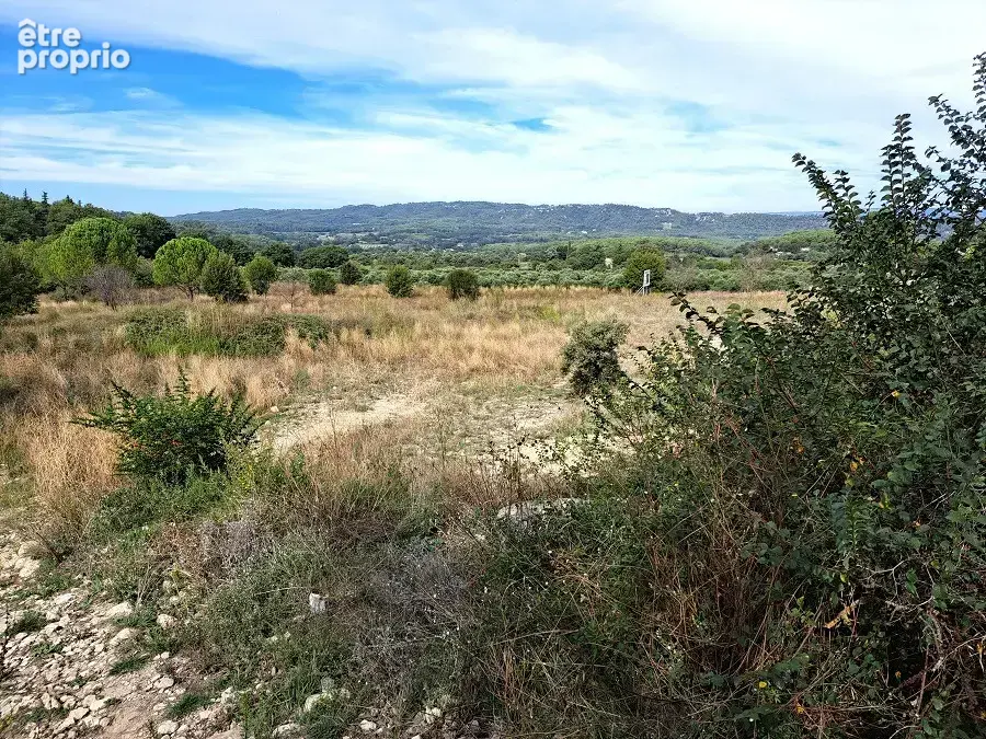 Terrain 335 m² à Rognes  - photo 4