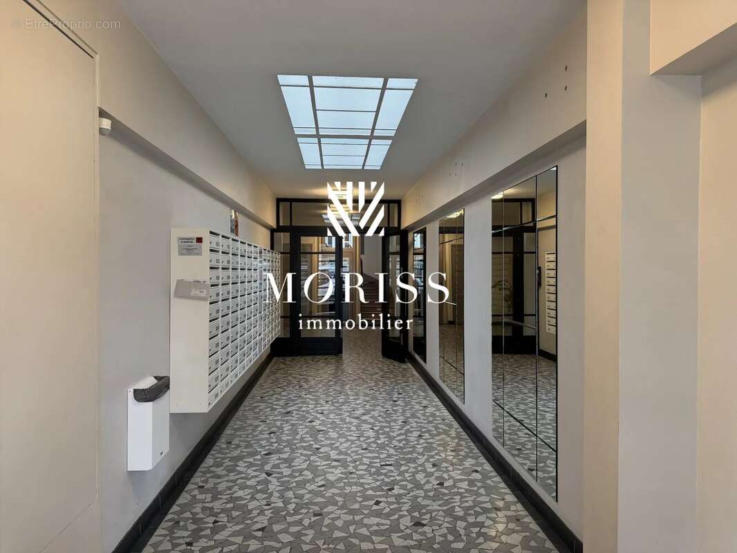 Appartement à PARIS-20E