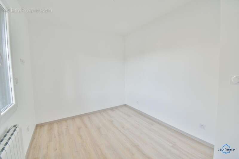 Maison à LES MONTILS