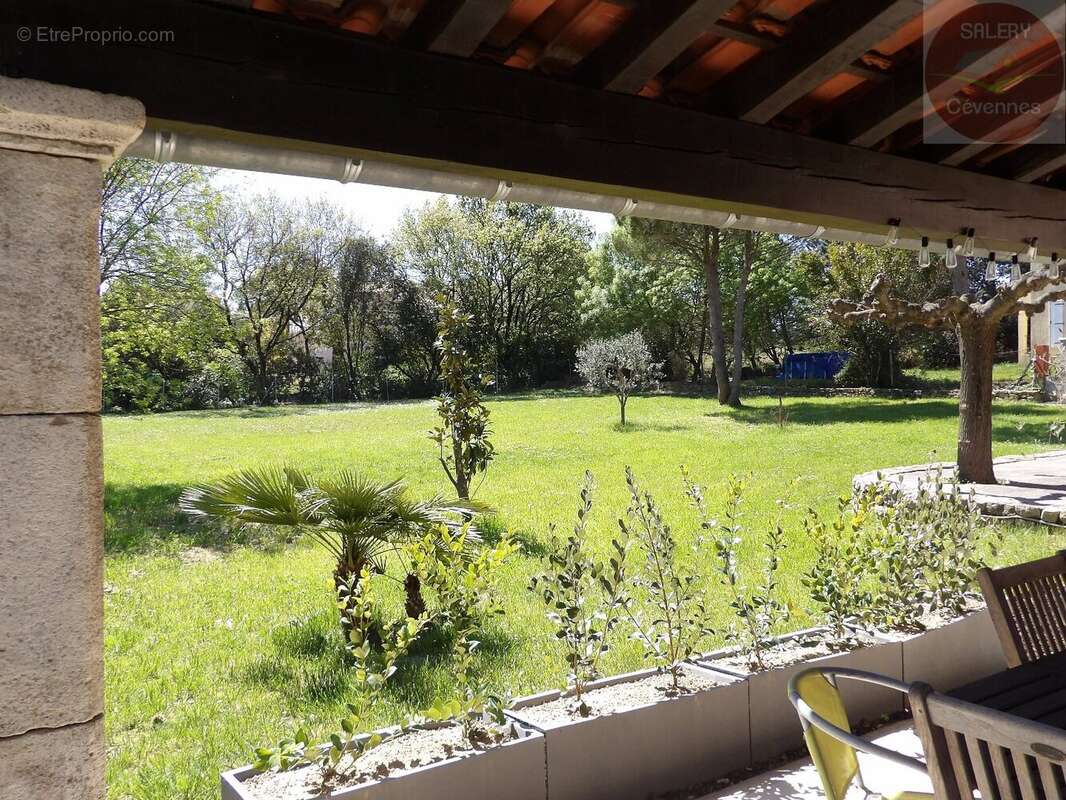 Maison à BOISSET-ET-GAUJAC