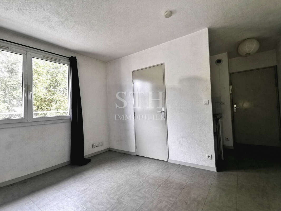 Appartement à ISSY-LES-MOULINEAUX