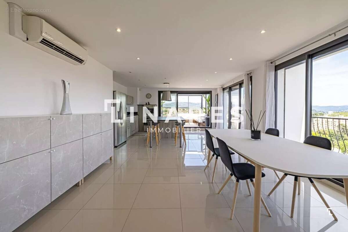 Appartement à MARSEILLE-12E