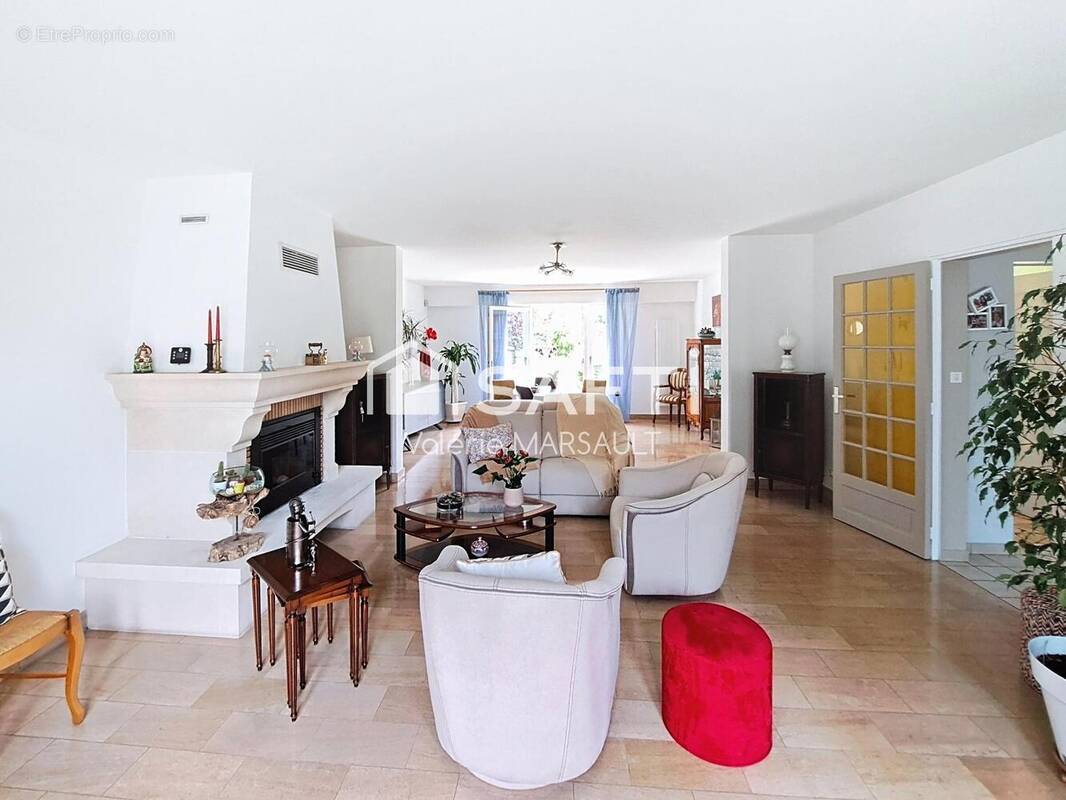 Photo 1 - Maison à LUYNES