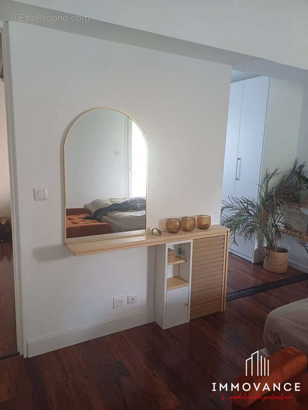 Maison à SAINT-SERIES