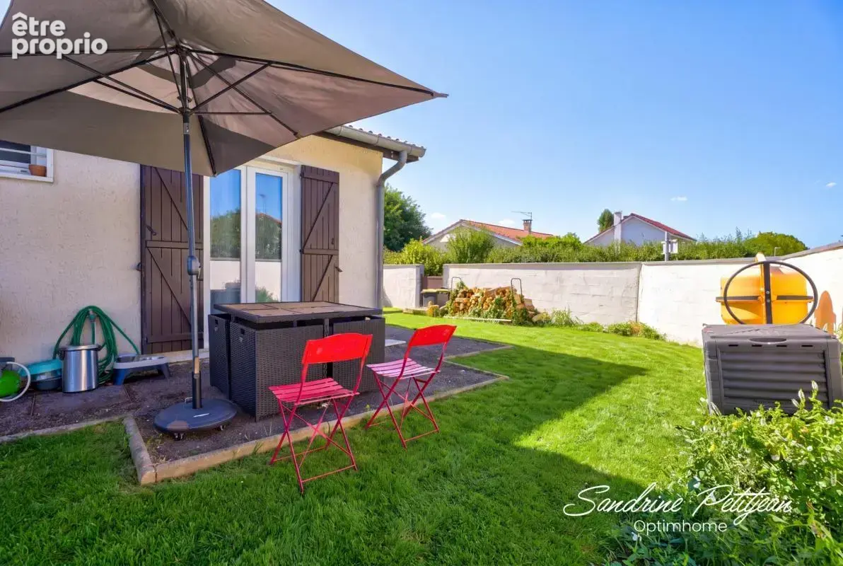 À vendre – Maison familiale de plain-pied 108.5 m² (4 chambres - Véranda) + Garage – Piscine – Terrain 555 m² – Saint-André-de-C - photo 17