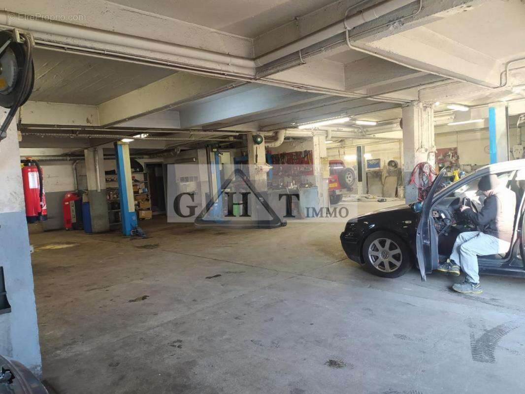 Commerce à FONTENAY-SOUS-BOIS