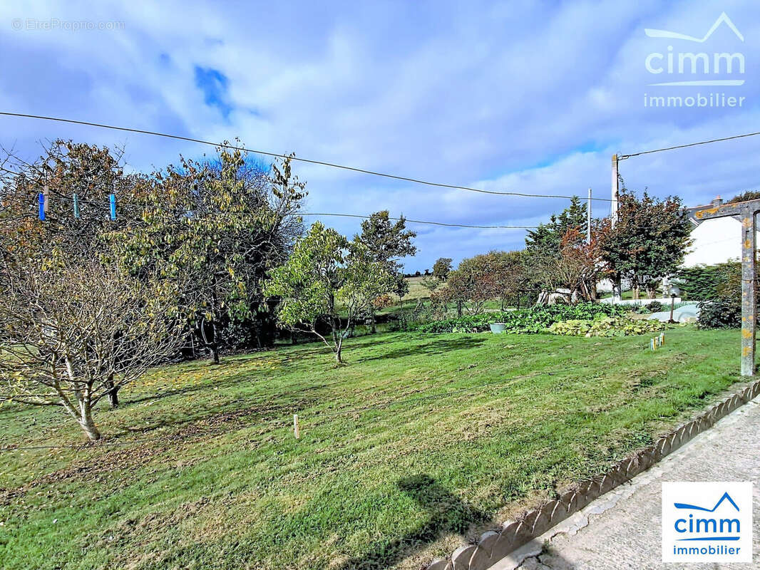 Verger Jardin - Maison à PLOUASNE