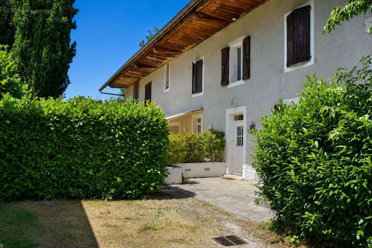 Maison à ALBENS