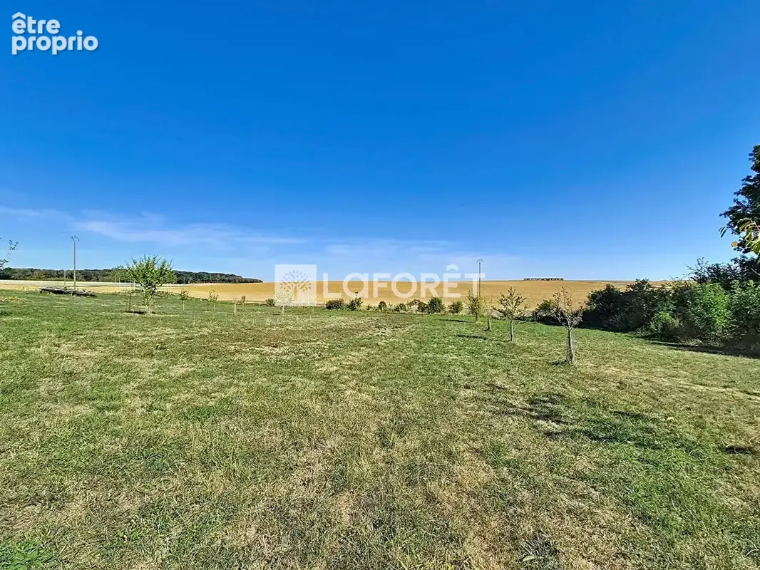 Photo Terrain à Broye-Les-Loups-Et-Verfontaine au prix de 41 000€