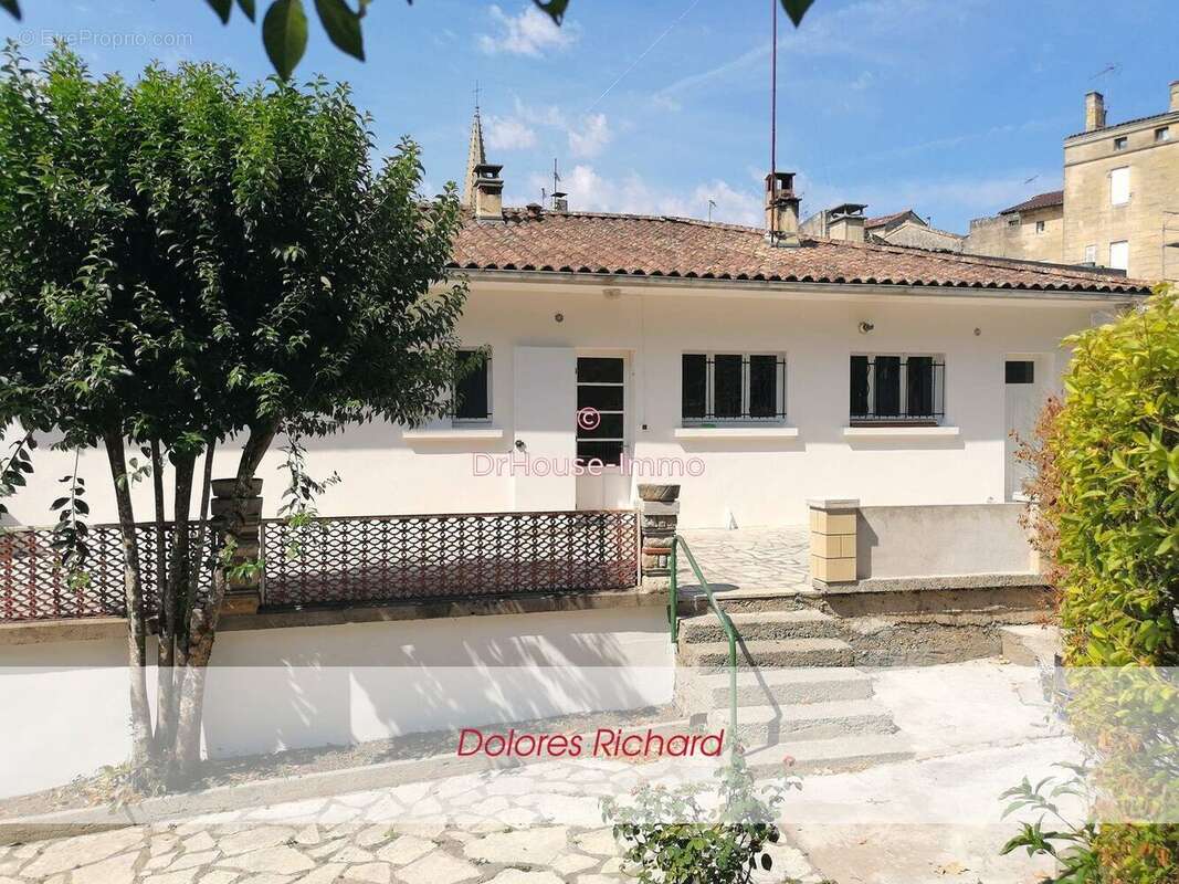 Maison 101 m² à Lussac  - photo 15