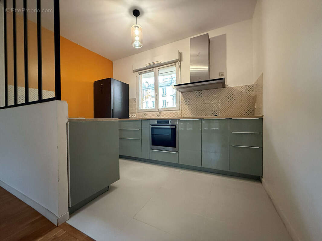 Appartement à MONTROUGE