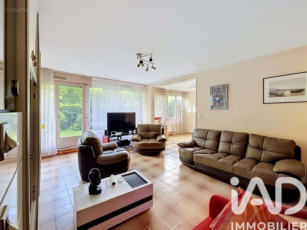 Photo 8 - Appartement à MARLY