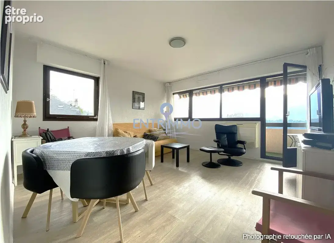 PIECE DE VIE - Appartement à AIX-LES-BAINS