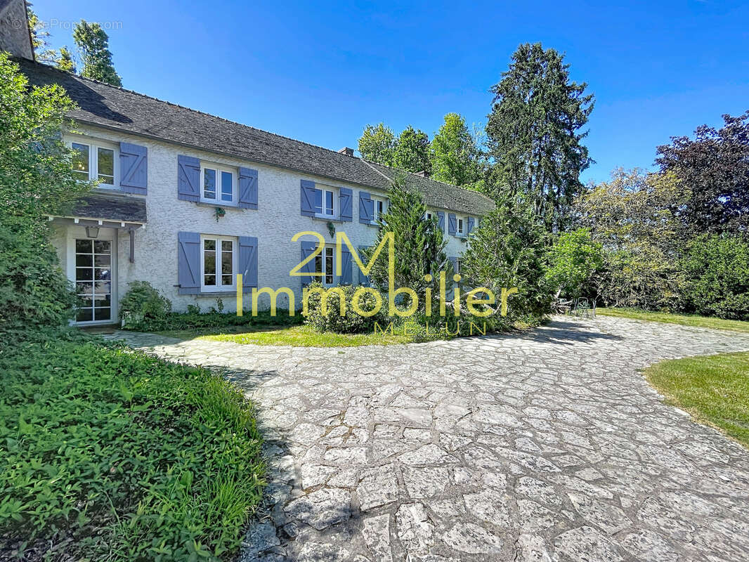 Maison à BLANDY
