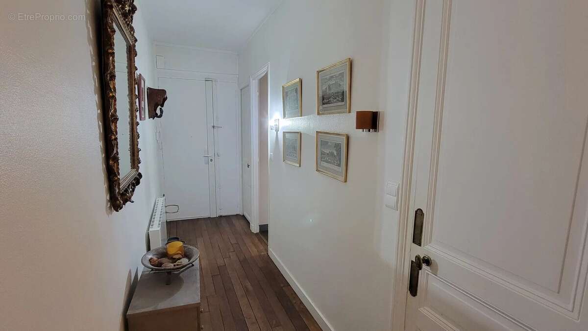 Appartement à NANTERRE