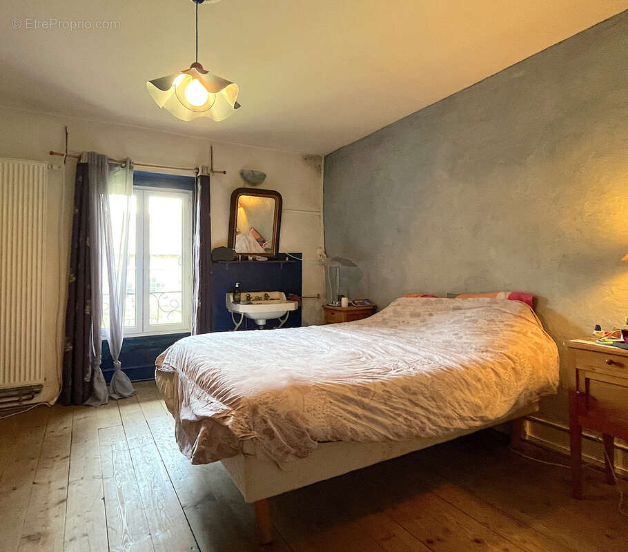 Maison avec dépendances et Terrain constructible - photo 8