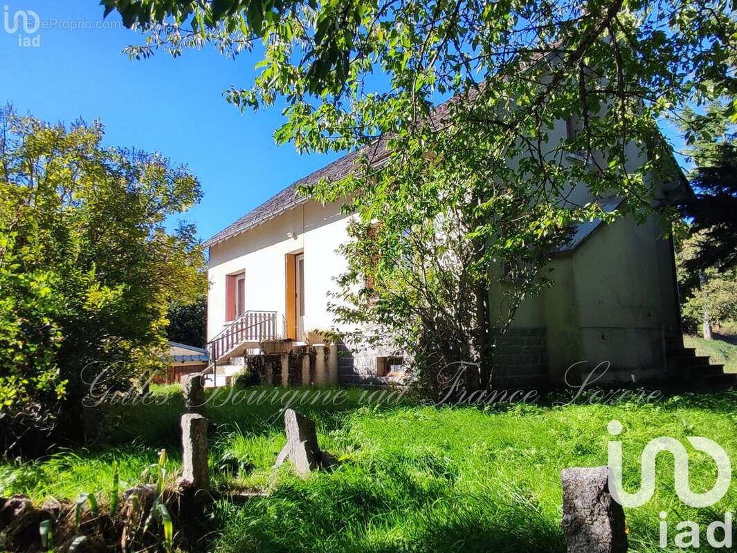 Photo 3 - Maison à AUMONT-AUBRAC