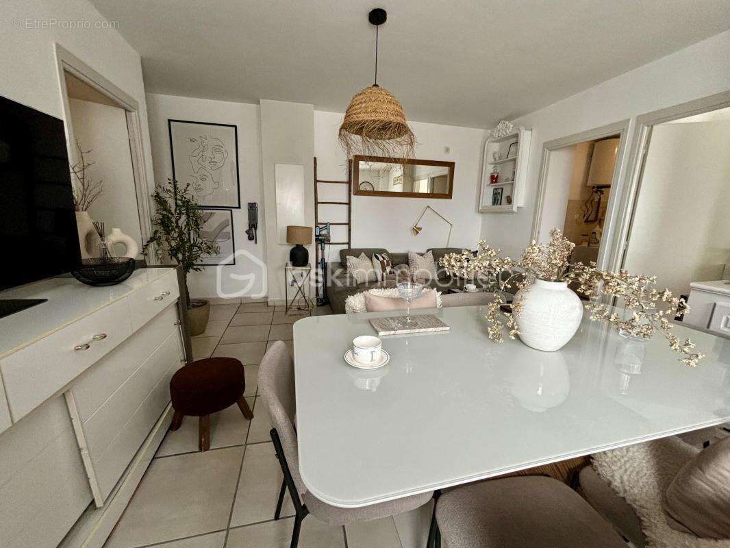 Appartement à SAINTE-SUZANNE