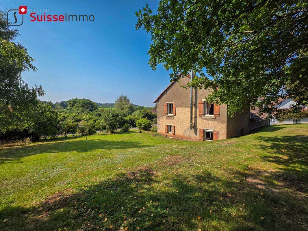 Maison à PLANCHER-BAS