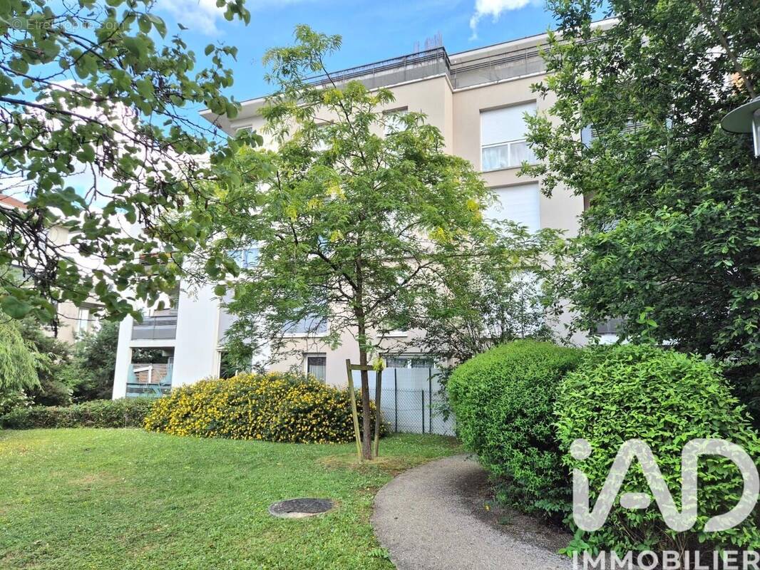 Photo 1 - Appartement à CORBEIL-ESSONNES
