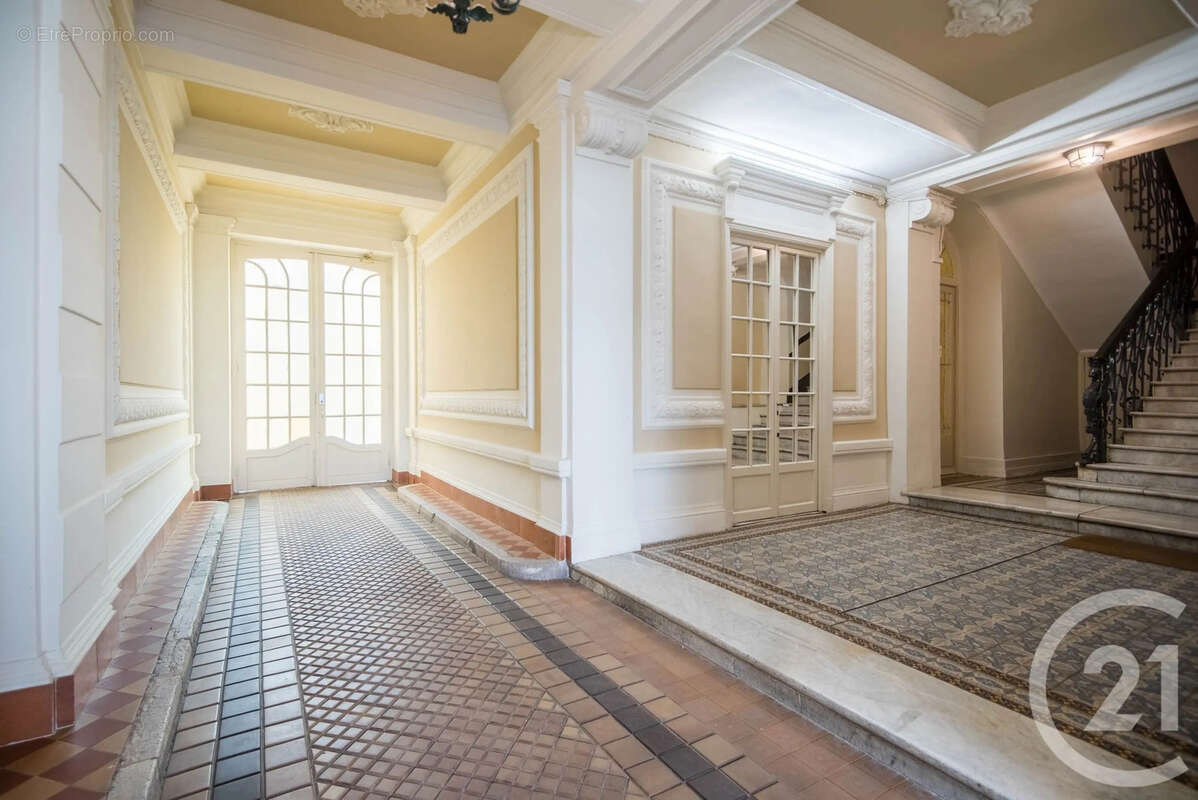 Appartement à NICE