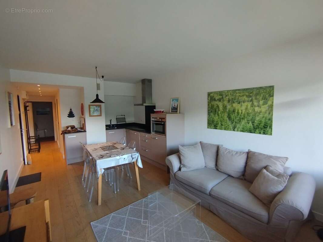 Appartement à BESSE-ET-SAINT-ANASTAISE