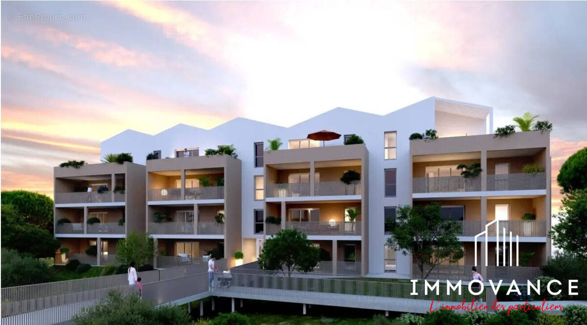 Appartement à COURNONTERRAL