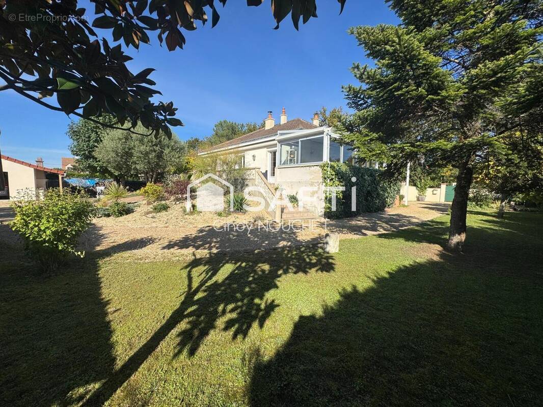 Photo 1 - Maison à LA FLECHE