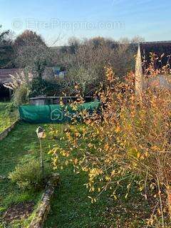 Maison à LE PONT-CHRETIEN-CHABENET