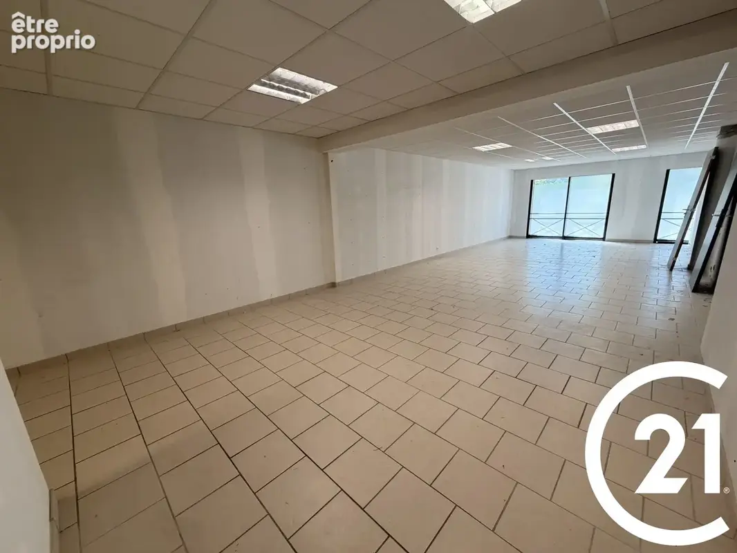 Commerce 250 m² à vendre à Valence (26000) - photo 9