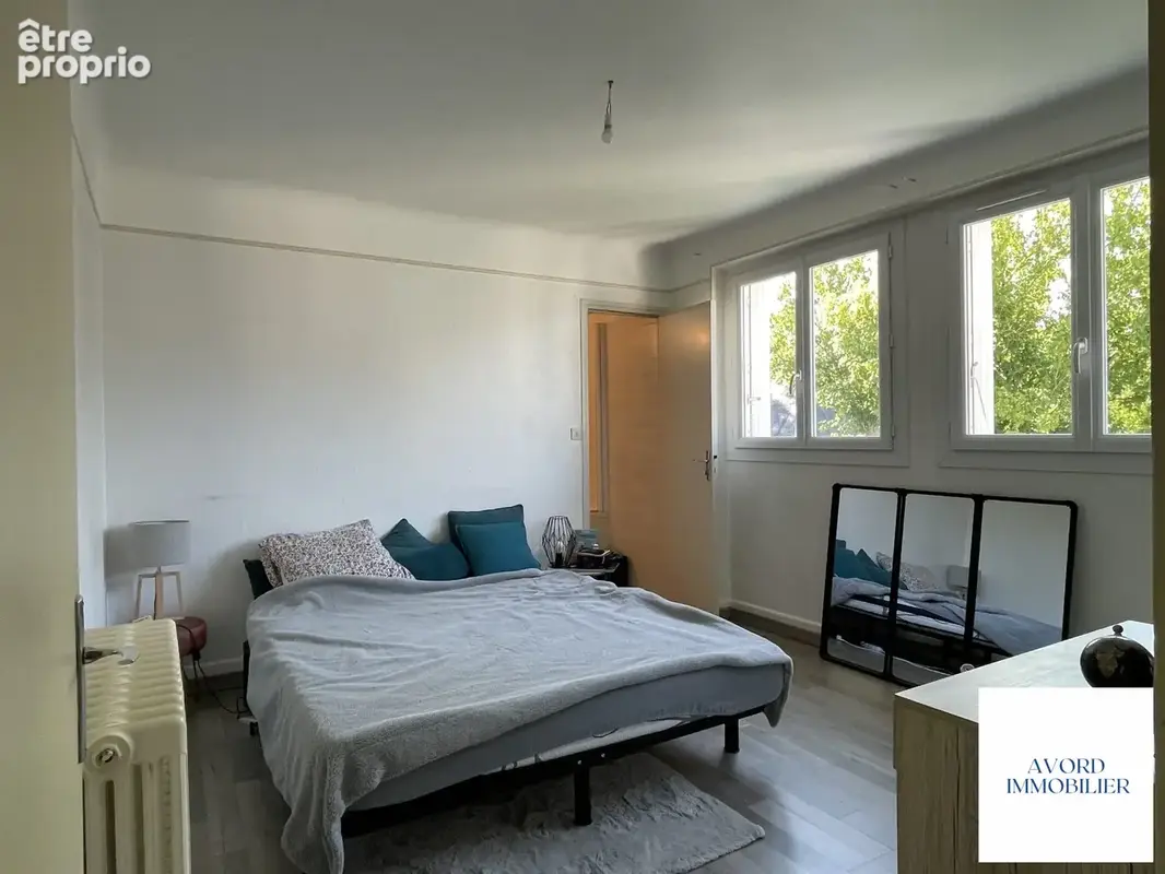 Appartement 3 pièces 55 m² à vendre à Bourges (18000) - photo 5