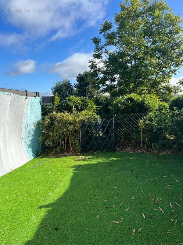   - Maison à LES PONTS-DE-CE