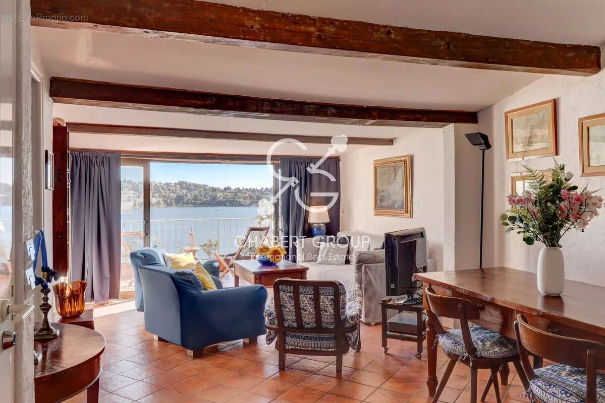 Appartement à VILLEFRANCHE-SUR-MER