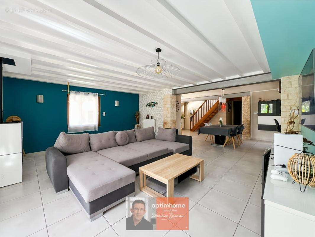NANCE – Propriété de caractère de 240 m² avec dépendances, piscine et 3 720 m² de terrain - photo 5