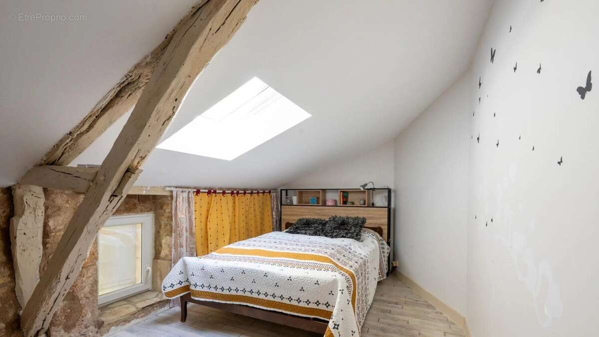 Maison à PUY-L'EVEQUE