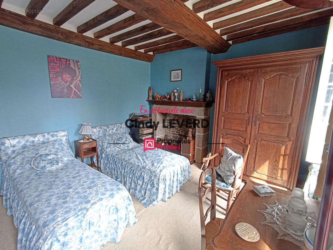 Maison Saint Nicolas Des Bois 9 pièce(s) 223.50 m2 - photo 8