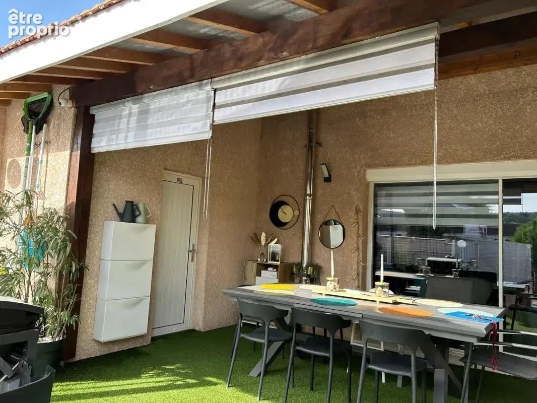 Maison 8 pièces 206 m² à vendre à Saint-Yorre (03270) - photo 11