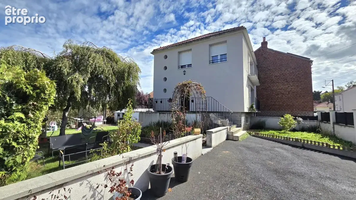 Ravissante maison rénovée située dans un secteur à la fois calme et proche du centre ville d’Hirson - photo 12