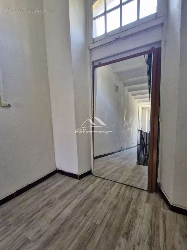 Appartement à MOLIERES-SUR-CEZE