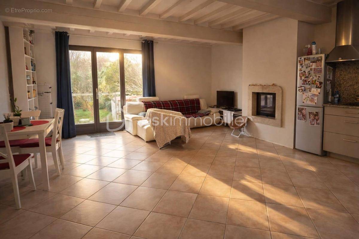 Maison à NANTEUIL-LES-MEAUX