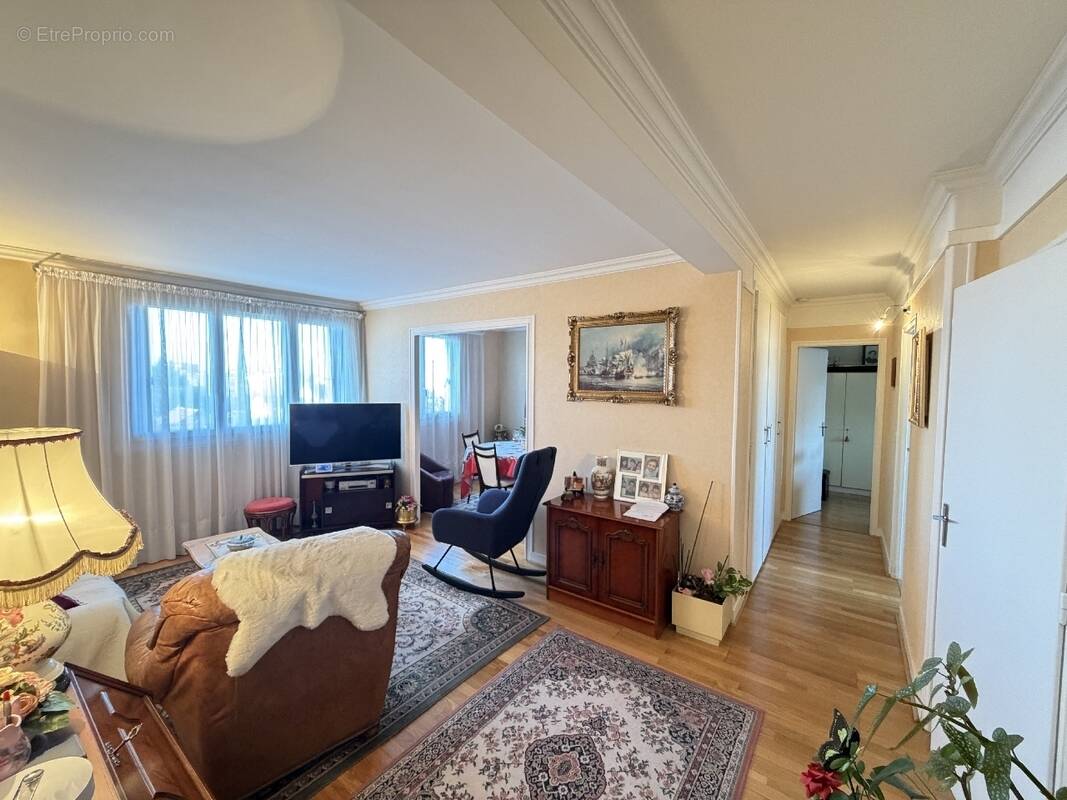 Appartement à CHAMPIGNY-SUR-MARNE