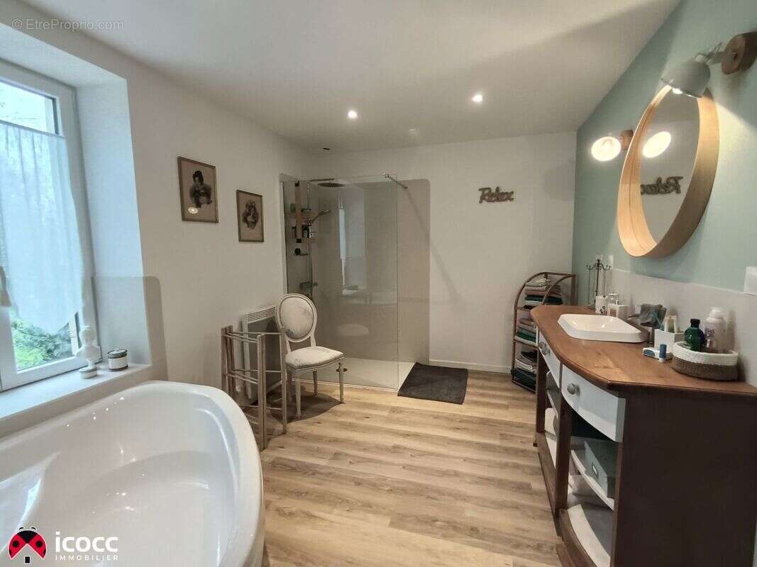 Maison à MOREILLES