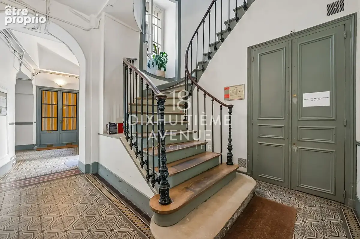 Rue Ramey -27m² RDC sur cour - photo 10
