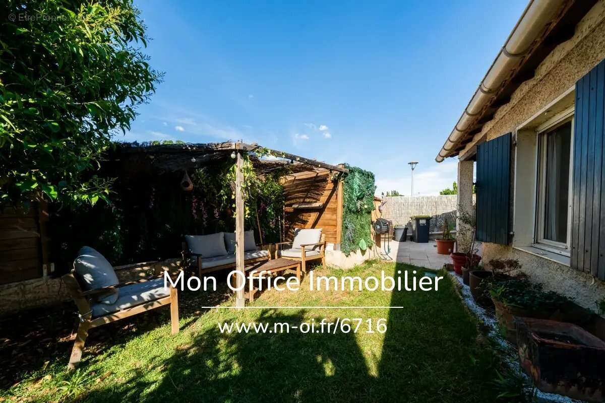 Maison à PERTUIS