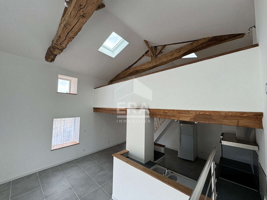 Maison à SAINT-GELAIS